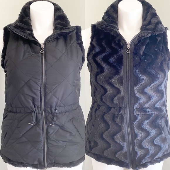 CASUAL IDENTITY Reversible Quilted Fur Vest Black - Picture 1 of 14